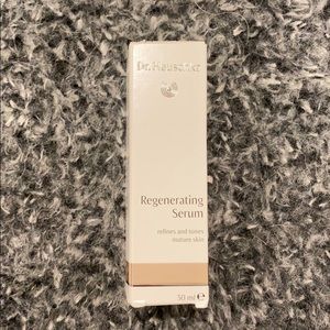 Dr. Hauschka Regenerating Serum